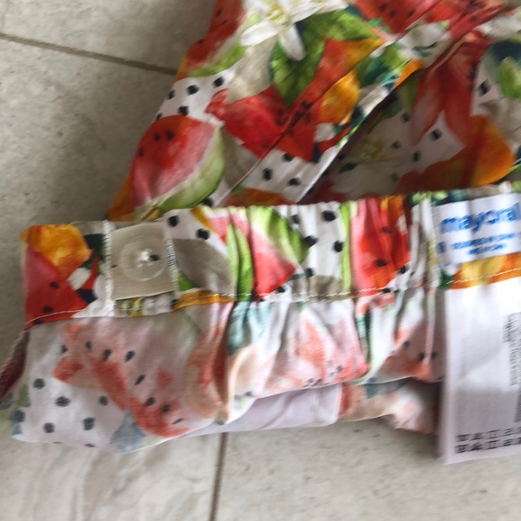 - Floral cotton shorts ruffle detail - Picture 8 of 10